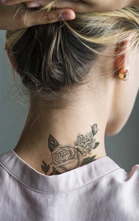 frauen tattoo hals|Galerie von 74 Tattoos von Hals und Nacken .